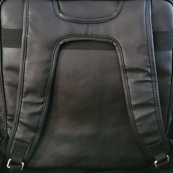 Backpack - Picture 5 of 5